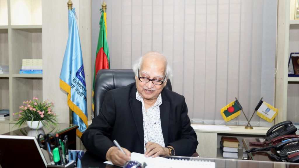 ইউজিসি চেয়ারম্যান অধ্যাপক ড. এসএমএ ফয়েজ।