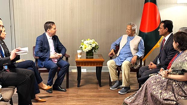 নিউইয়র্কে প্রধান উপদেষ্টার বৈঠক