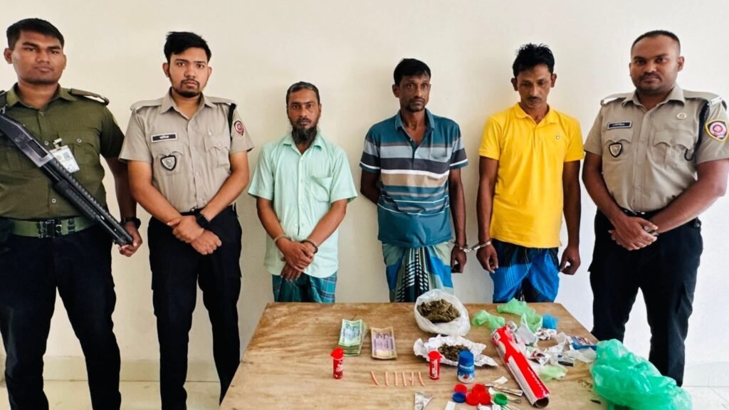 3 arrested with drugs in Matlab South