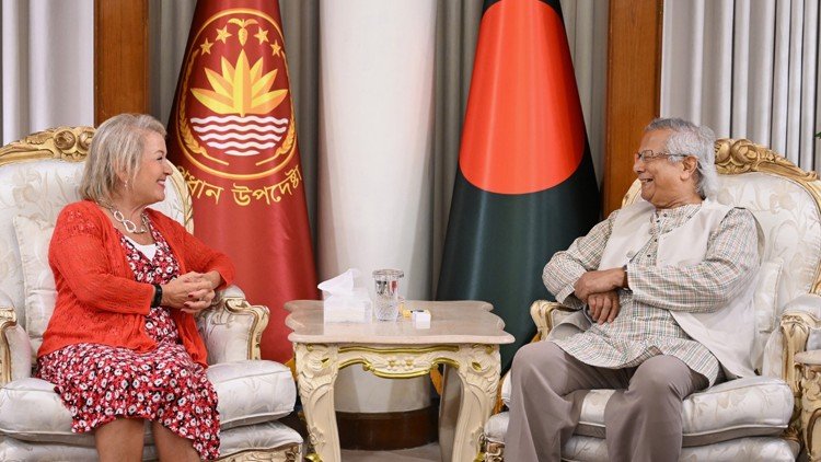 প্রধান উপদেষ্টা যুক্তরাজ্য দূতকে জানালেন