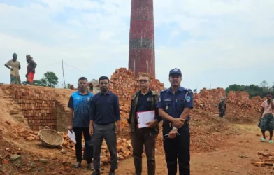 সরকারি নিষেধাজ্ঞা অমান্য করায় ইটভাটাকে ৬ লাখ টাকা জরিমানা