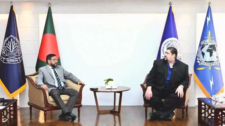 অপরাধ দমনে সিআইডি ও মার্কিন দূতাবাসের কর্মকর্তাদের গুরুত্বপূর্ণ বৈঠক