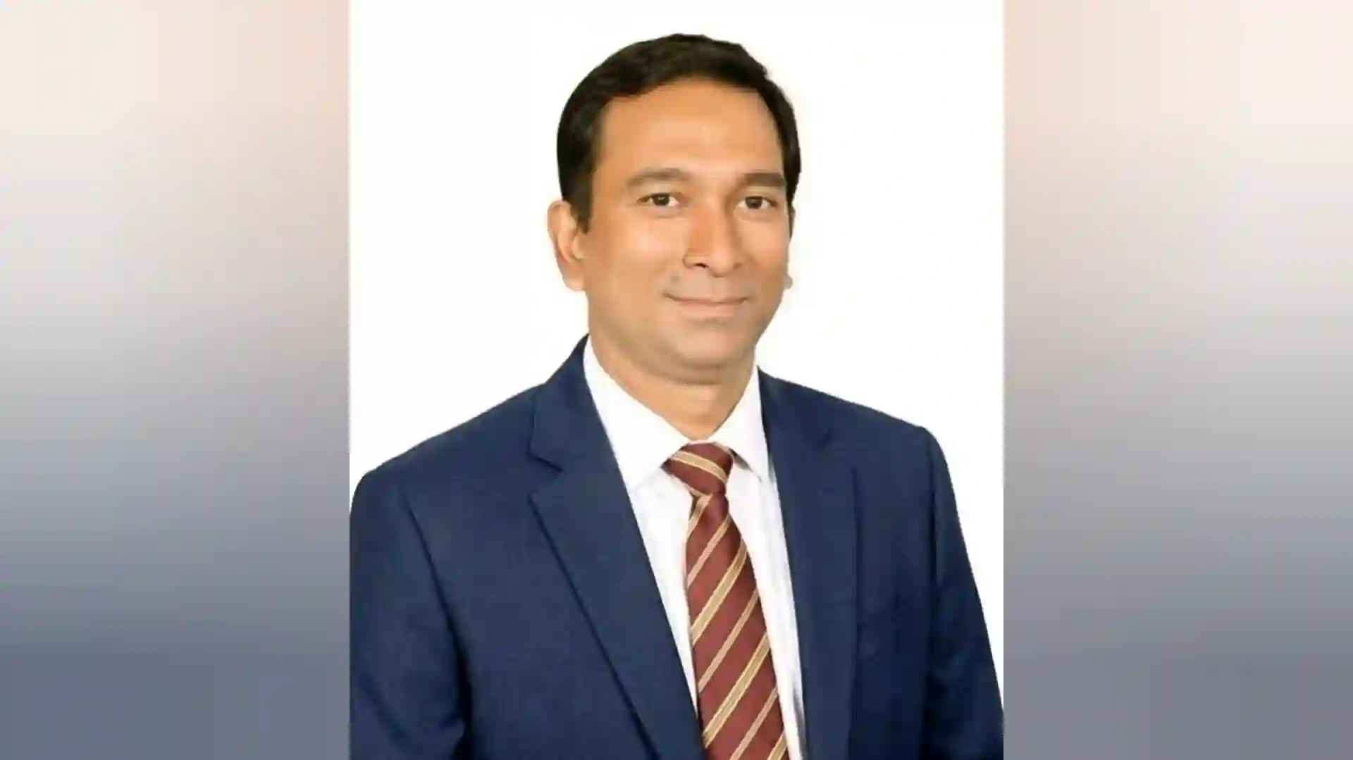 অসাধু তেল ব্যবসায়ীদের কঠোর হুঁশিয়ারি দিলেন এমপি মানিক