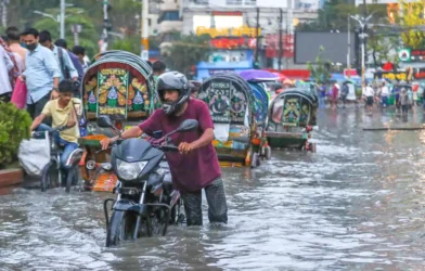 ২৫ মিলিমিটার বৃষ্টিতেই ফের ডুবল চট্টগ্রাম