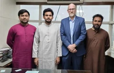 এনসিপির কার্যালয়ে মার্কিন দূতাবাসের কর্মকর্তাদের সৌজন্য সাক্ষাৎ