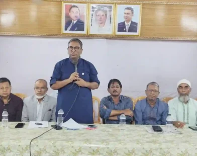 চাঁদপুরে প্রধানমন্ত্রীর আগমনে জেলা বিএনপির বিশেষ সভা অনুষ্ঠিত