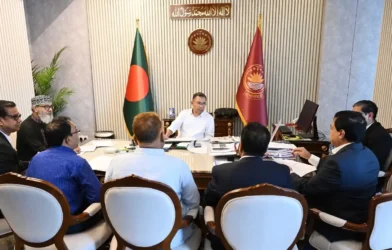 সড়ক যোগাযোগ নির্বিঘ্ন রাখতে সরকার দৃঢ়প্রতিজ্ঞ: প্রধানমন্ত্রী