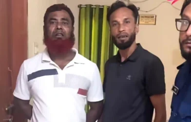 চাঁদপুরে মাদক সেবনের অভিযোগে বিএনপির দুই নেতা গ্রেপ্তার