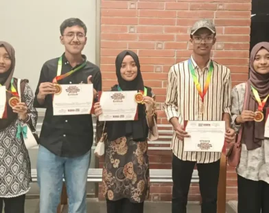 ফিবোনাকির জাতীয় অলিম্পিয়াডে চ্যাম্পিয়ন চাঁদপুরের দল