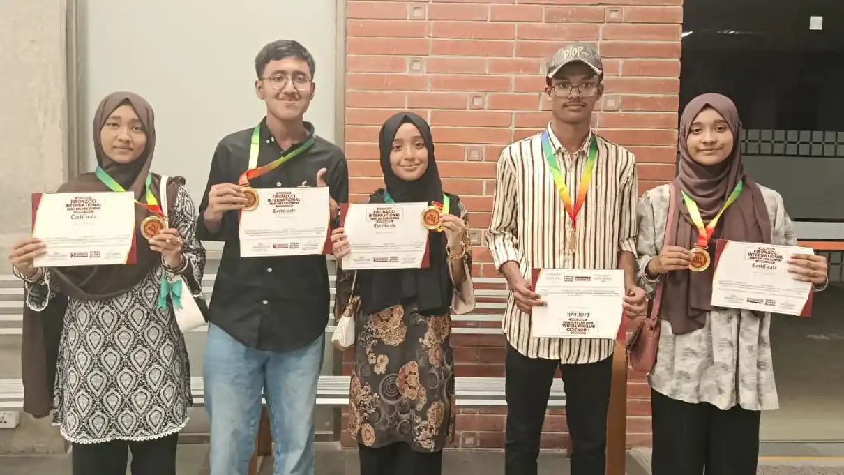 ফিবোনাকির জাতীয় অলিম্পিয়াডে চ্যাম্পিয়ন চাঁদপুরের দল
