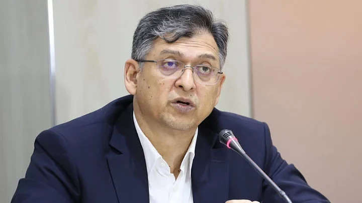 কুমিল্লা বিশ্ববিদ্যালয় শিক্ষার্থী অপ্রতিমের নির্মম হত্যাকাণ্ড: দ্রুত বিচারের আশ্বাস স্বরাষ্ট্রমন্ত্রীর