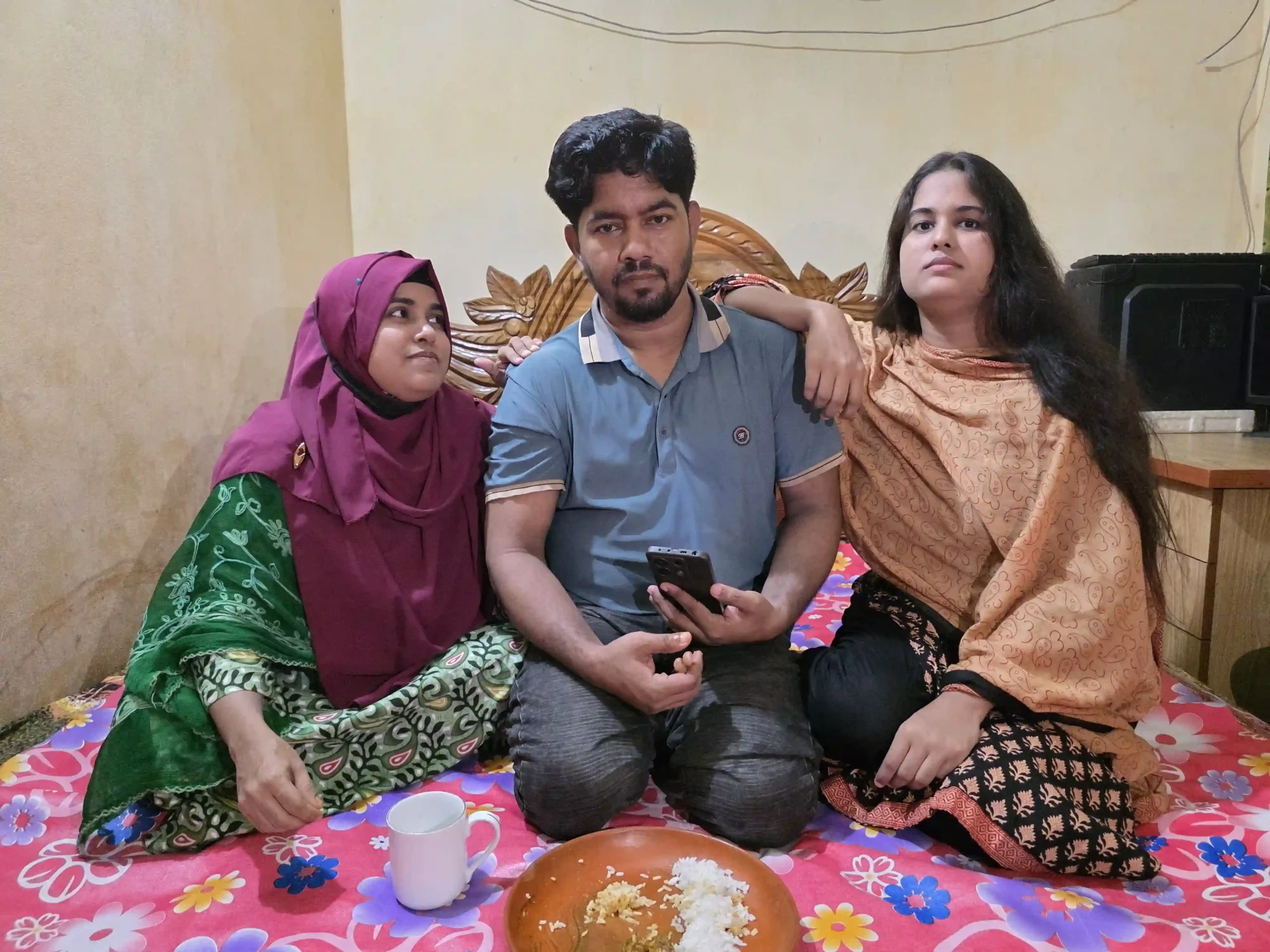 স্বামীর দ্বিতীয় বিয়ে দিয়ে ঘরে সতীন আনলেন স্ত্রী-সোহার্দ্যের অনন্য সংসার