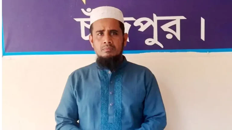 মাদ্রাসার আবাসিক ছাত্রীকে শ্লীলতাহানির অভিযোগে জামায়াতের নেতা আটক