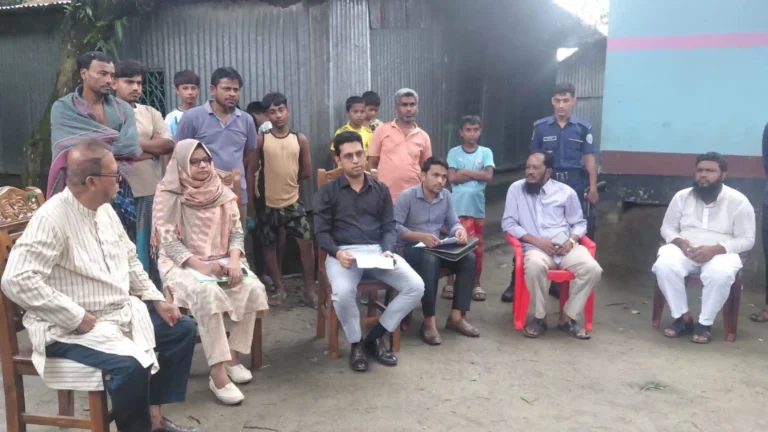 চাঁদপুরে পুকুরে খামারের বর্জ্য ফেলার দায়ে ১ লাখ টাকা জরিমানা