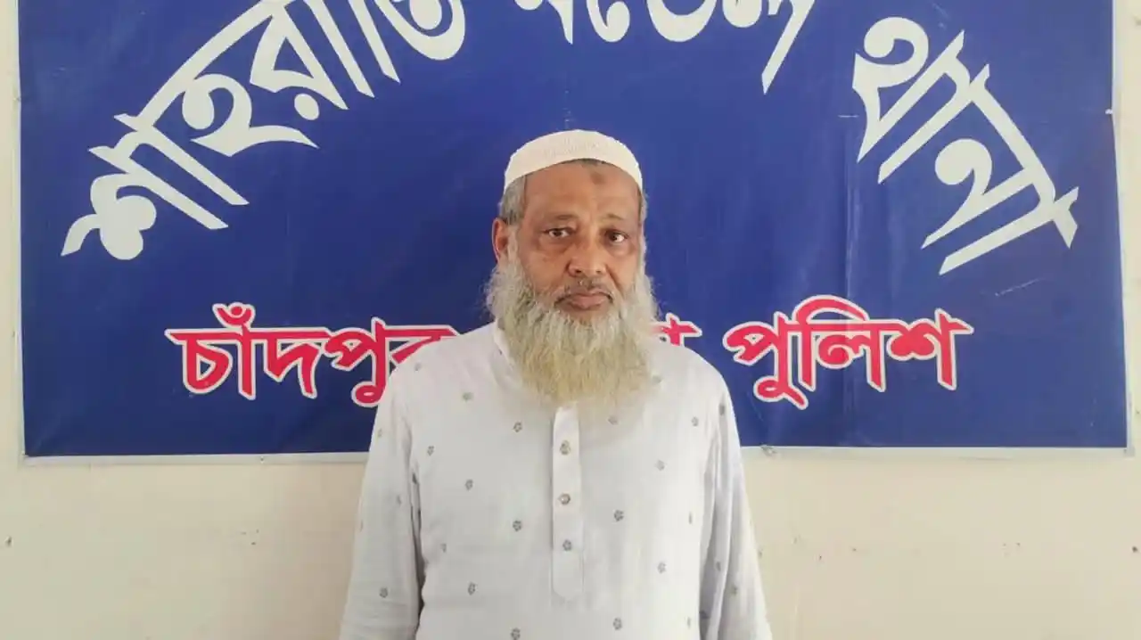 চতুর্থ শ্রেণির ছাত্রীকে যৌন নিপীড়নের অভিযোগে মাদ্রাসা শিক্ষক গ্রেপ্তার