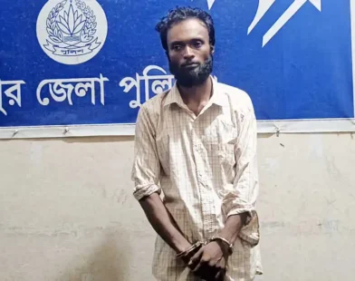 মসজিদের ছাদে শিশুর পায়ুপথে ব্রাশ ঢুকিয়ে নির্যাতন, অভিযুক্ত গ্রেপ্তার