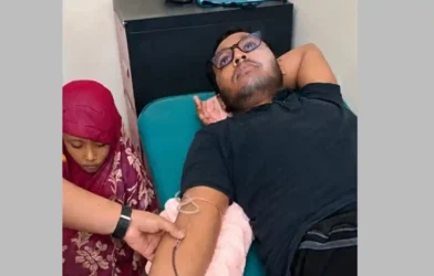 রক্তদান করে থ্যালাসেমিয়া রোগীর পাশে দাঁড়ালেন এসিল্যান্ড