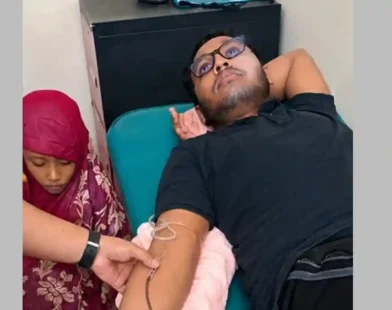 রক্তদান করে থ্যালাসেমিয়া রোগীর পাশে দাঁড়ালেন এসিল্যান্ড