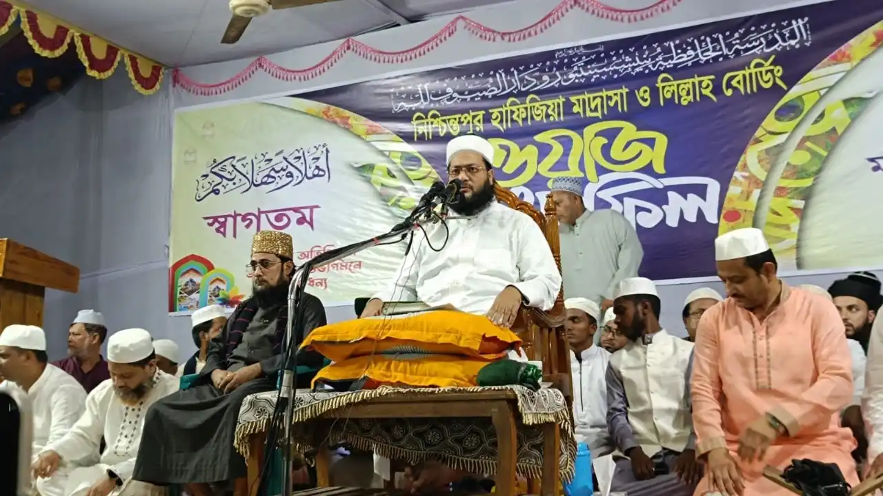 মাদকের বিরুদ্ধে ইশরাকের অবস্থানের সমর্থন করলেও পিস্তল প্রদর্শনের সমালোচনা আব্বাসীর