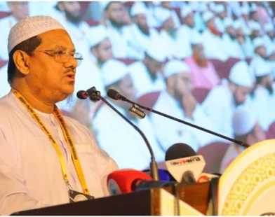 রাষ্ট্র পুনর্গঠনে উলামায়ে কেরামকে সম্পৃক্ত করার আহ্বান পীর সাহেব চরমোনাইর