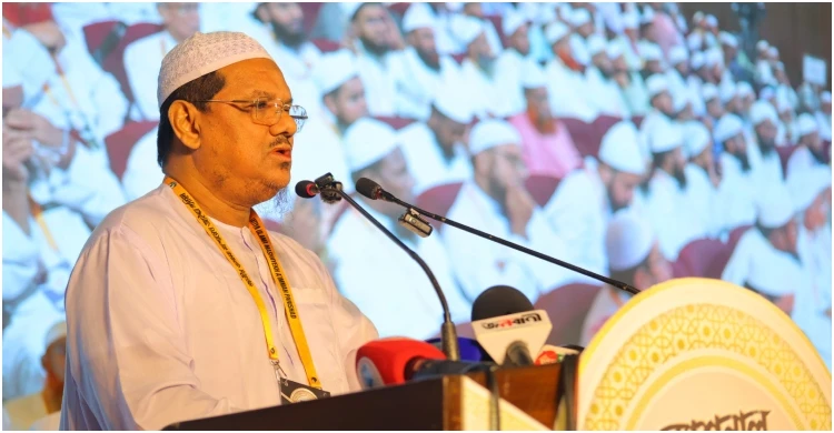 রাষ্ট্র পুনর্গঠনে উলামায়ে কেরামকে সম্পৃক্ত করার আহ্বান পীর সাহেব চরমোনাইর
