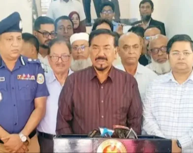আগামী ১০ বছরেও শেখ হাসিনার দেশে ফেরা সম্ভব না: স্পিকার