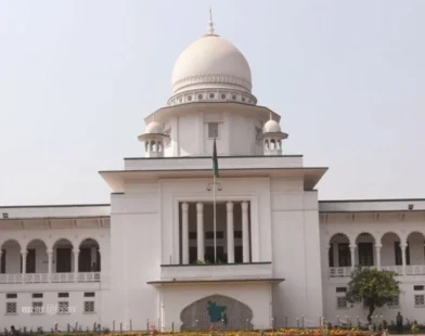 স্কুলগুলোতে ২০২৭ সালের ভর্তি পরীক্ষা চালুর প্রজ্ঞাপন চ্যালেঞ্জ করে হাইকোর্টে রিট